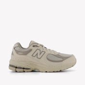 Image 73304904204670 New Balance 2002 Unisex Sneakers In Beige