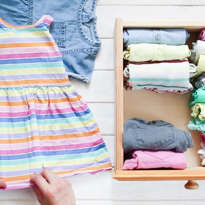 Cleaning up and organizing children's clothing: useful tips