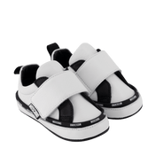 モスキーノの女の赤ちゃんの靴白