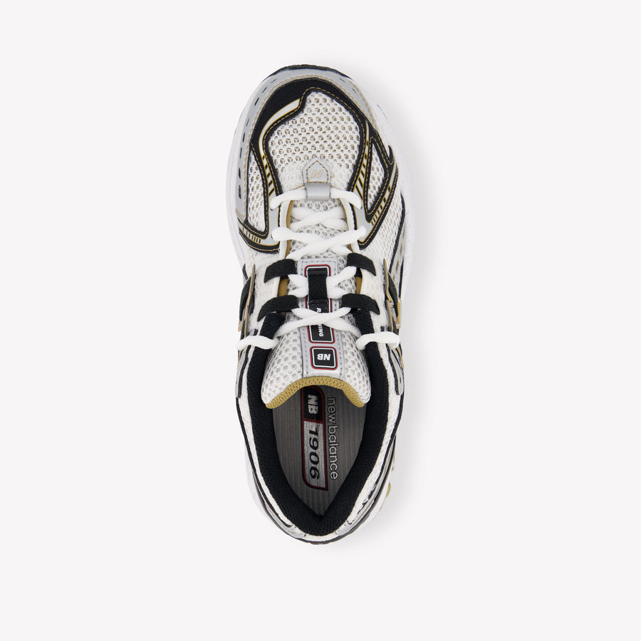 New Balance Gc1906 Balance Unisex Sneakers  Silver