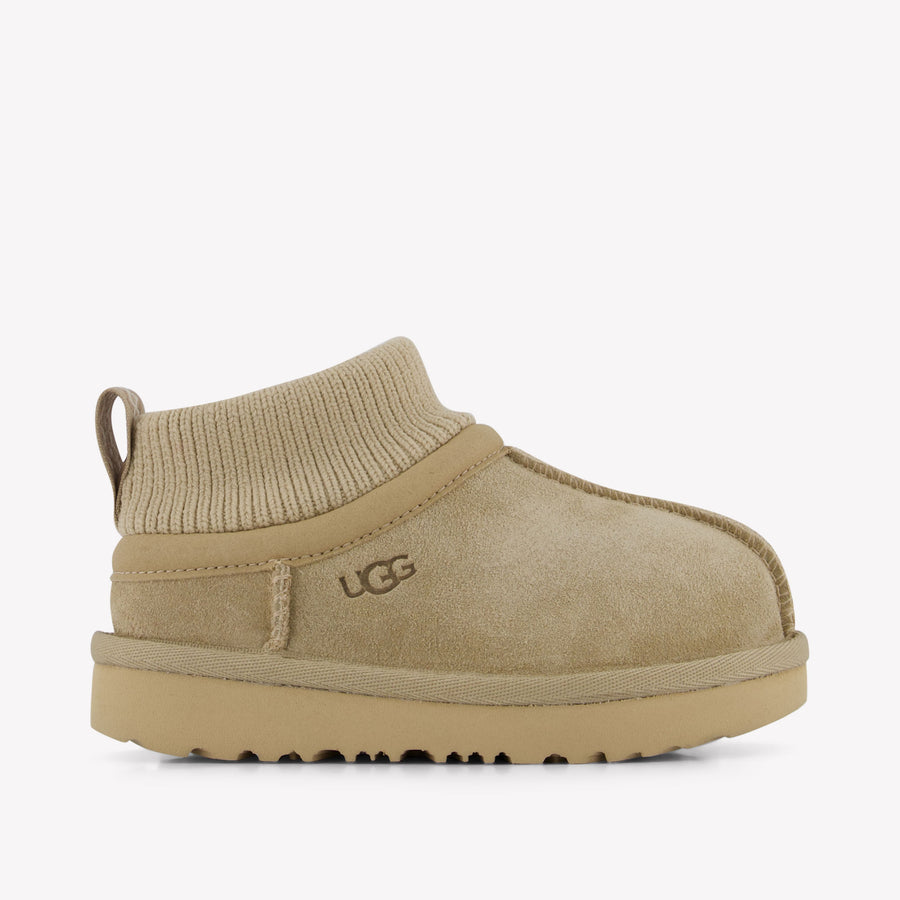 UGG Classic Ultra Stretch Cuff Unisex Kids Shoes in Beige
