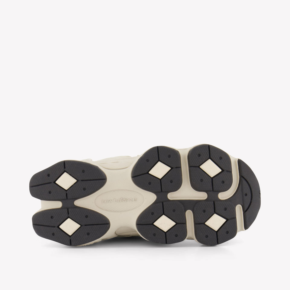 New Balance P9060 Balance Unisex Sneakers in Beige