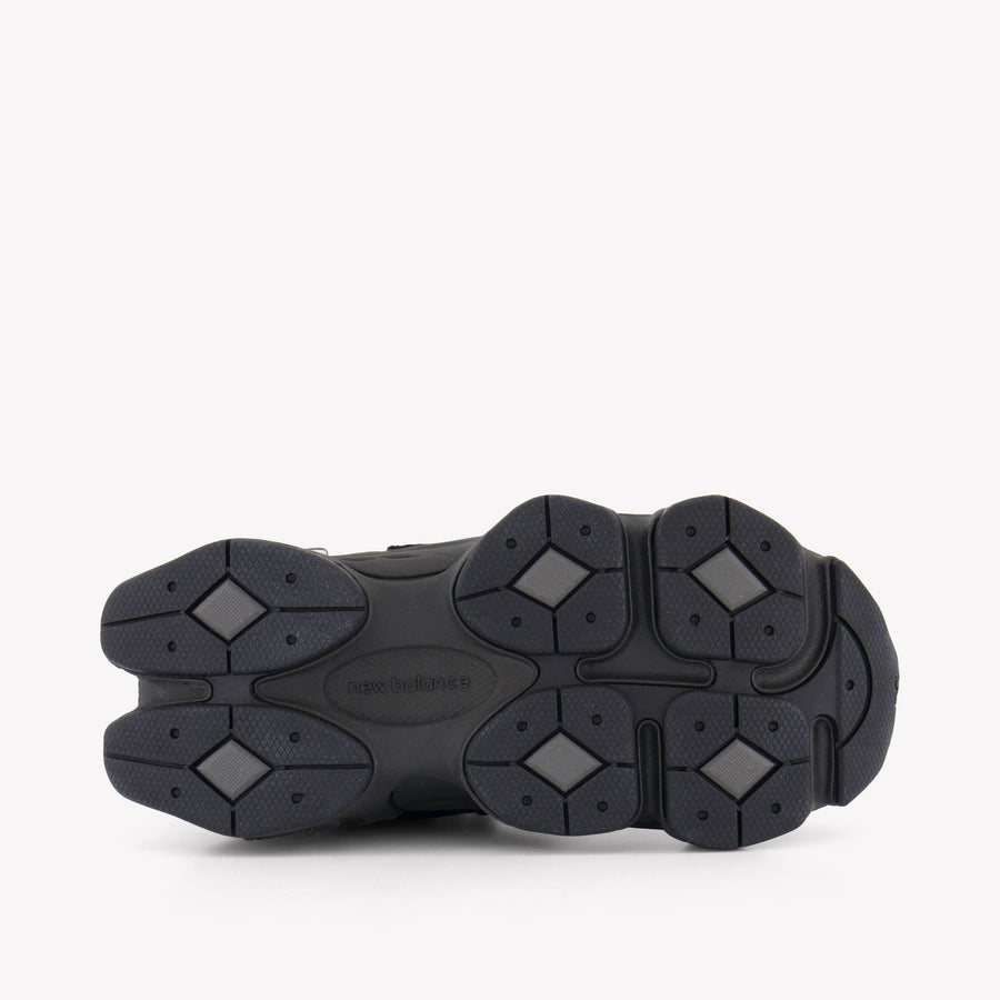 New Balance P9060 Unisex Sneakers in Zwart