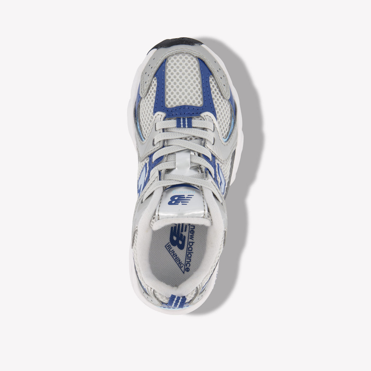 New Balance P530 Unisex Sneakers in Zilver
