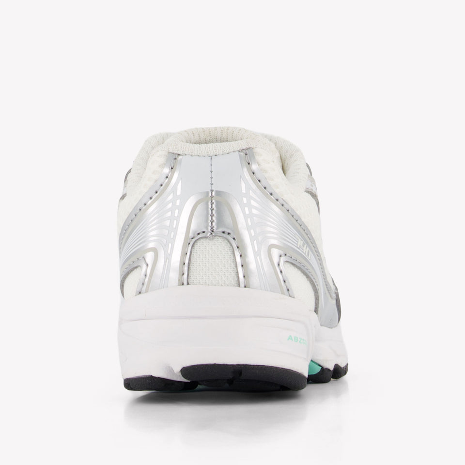 New Balance I740 Unisex Sneakers in Mint