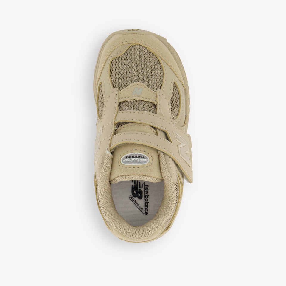 New Balance I2002 Balance Unisex Sneakers  Beige