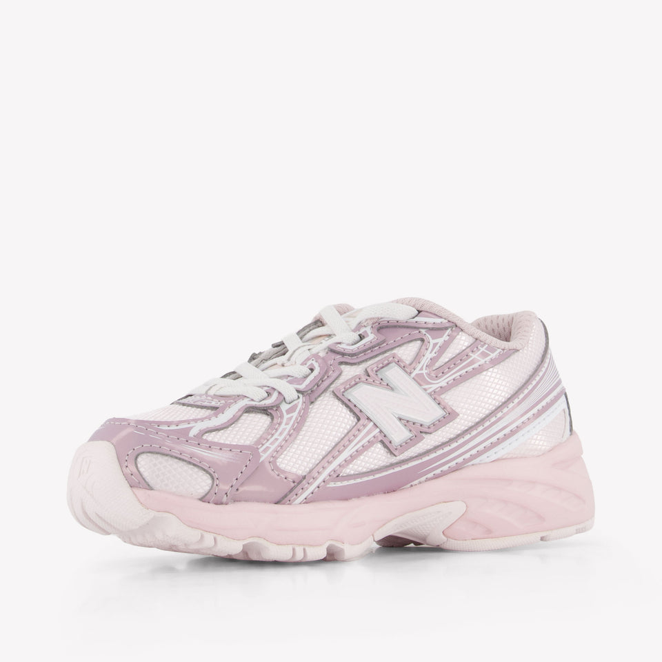 New Balance P740 Unisex Sneakers in Licht Roze
