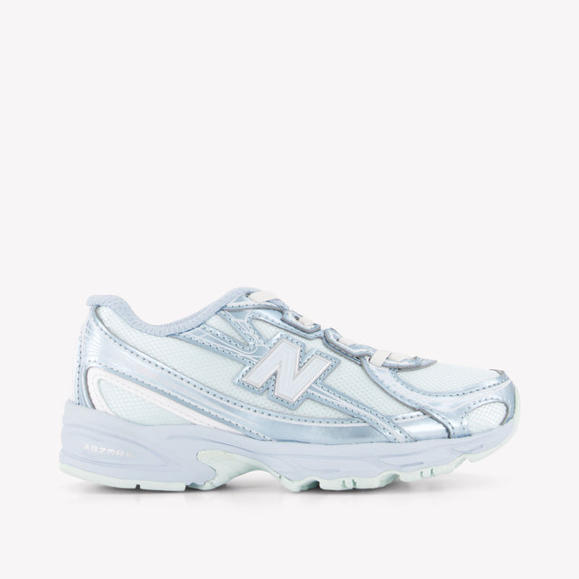 New Balance P740 Balance Unisex Sneakers in Licht Blauw
