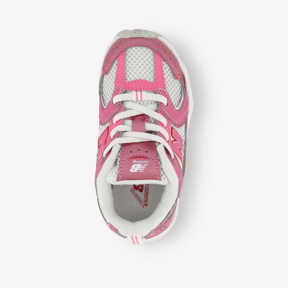 New Balance I530 Unisex Sneakers in Fuchsia