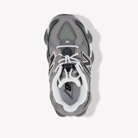 New Balance I9060 Unisex Sneakers in Donker Grijs