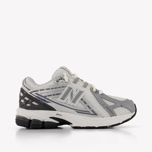 New Balance 1906 Unisex Sneakers In Zilver