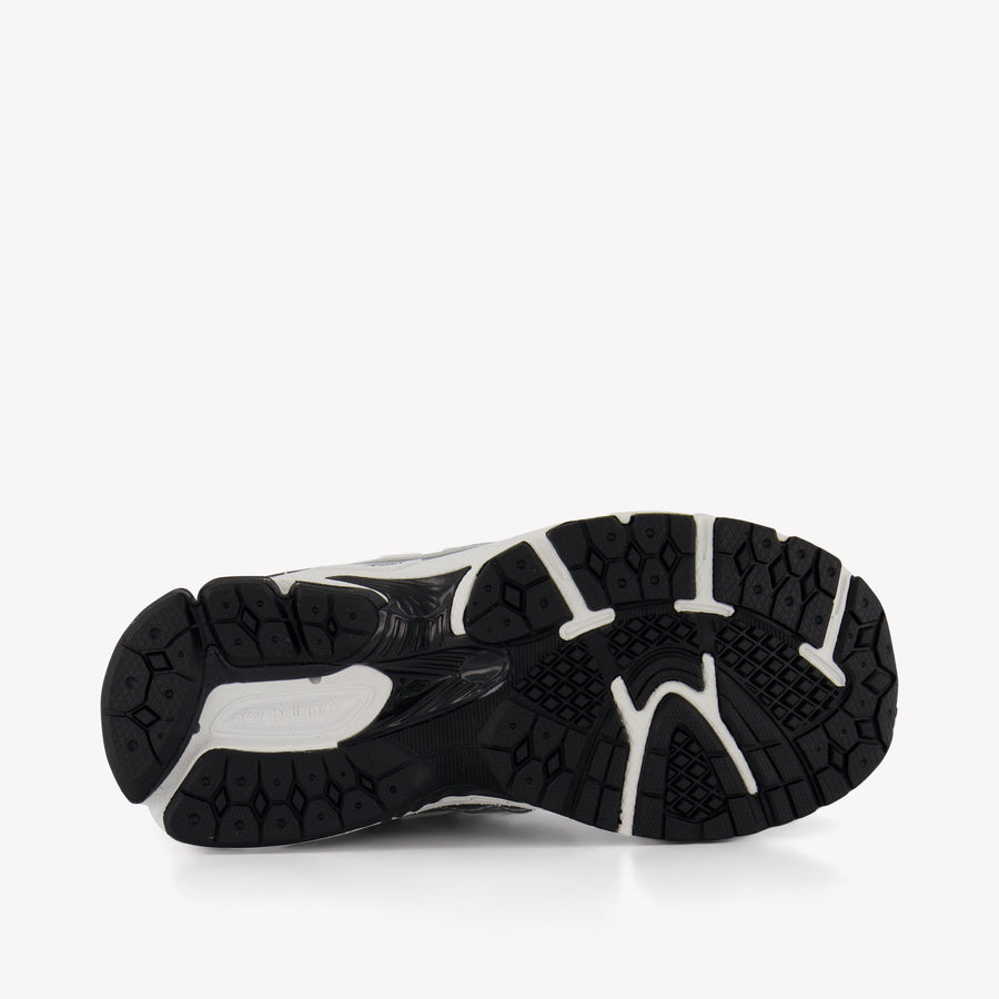 New Balance 1906 Unisex Sneakers In Zilver