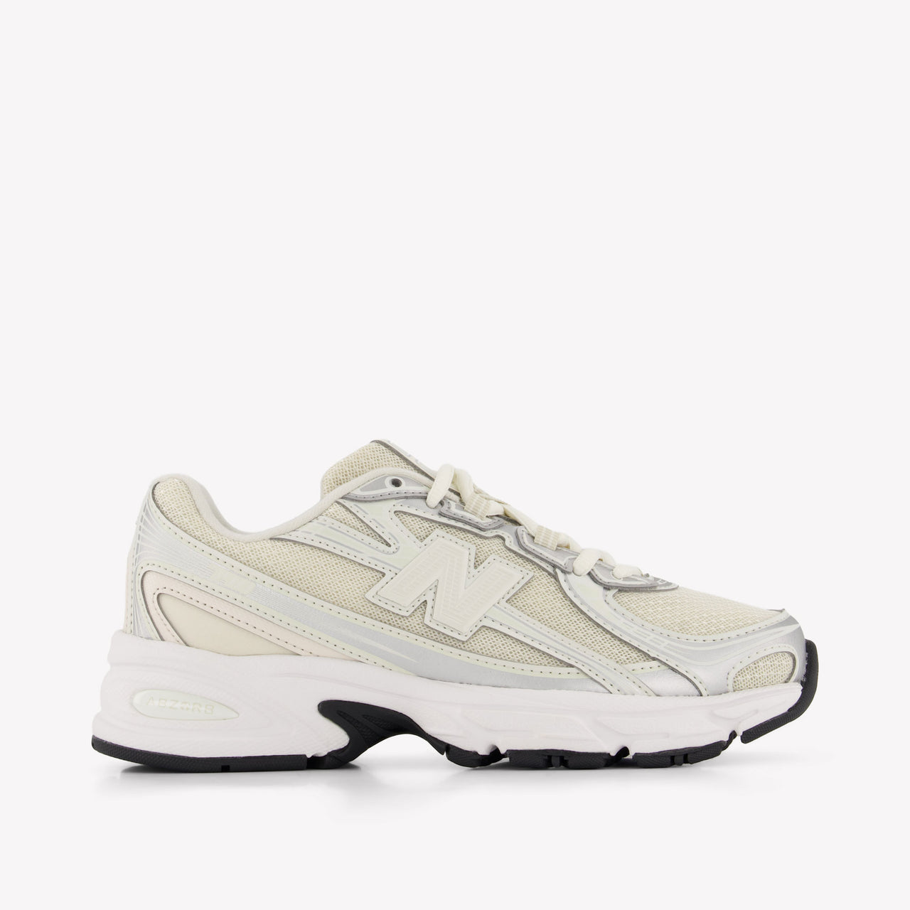 New Balance Unisex Sneakers In OffWhite