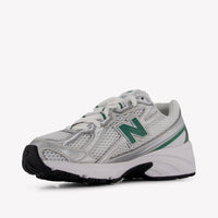 New Balance Unisex Sneakers In Green