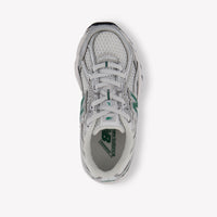 New Balance Unisex Sneakers In Green