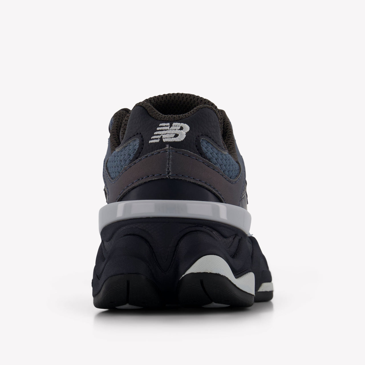 New Balance P9060 Unisex Sneakers In Donker Grijs