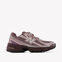 New Balance Unisex Sneakers In Light Pink