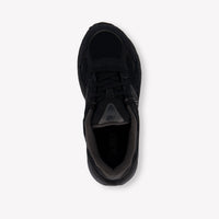 New Balance Unisex Sneakers In Black