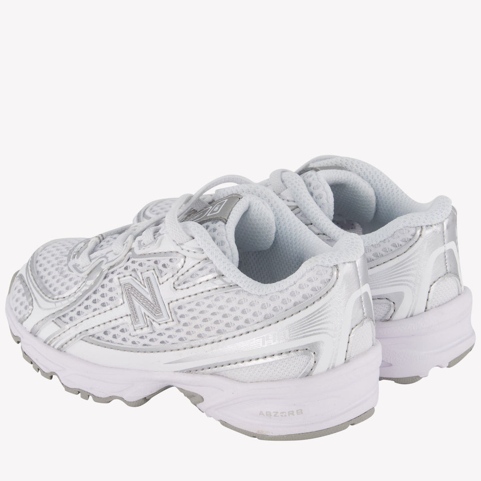 New Balance 740 Unisex Sneakers in Silver