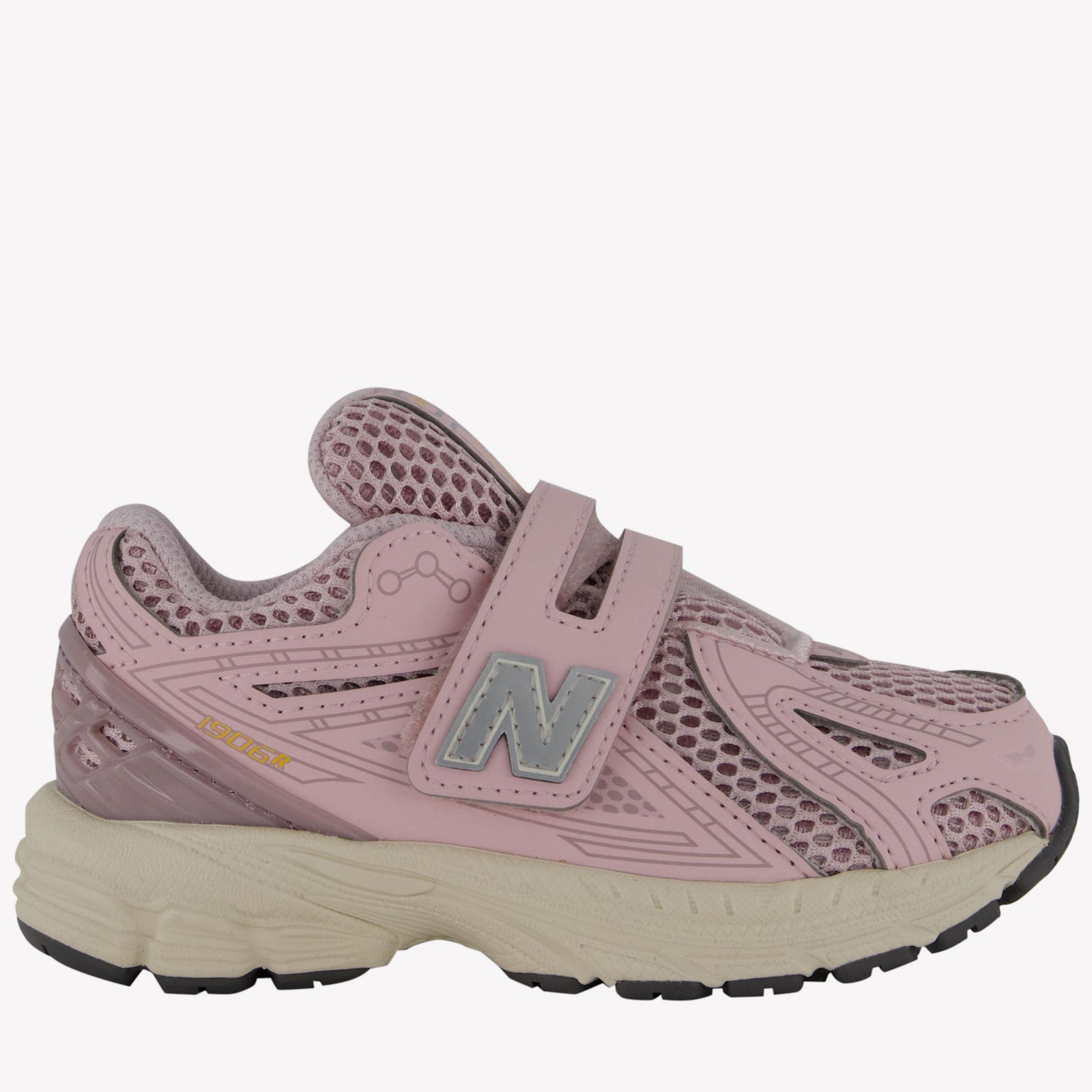 New Balance 1906 Unisex Sneakers in Light Pink