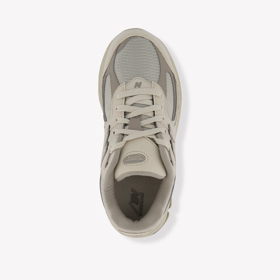 New Balance 2002 Unisex Sneakers  Beige