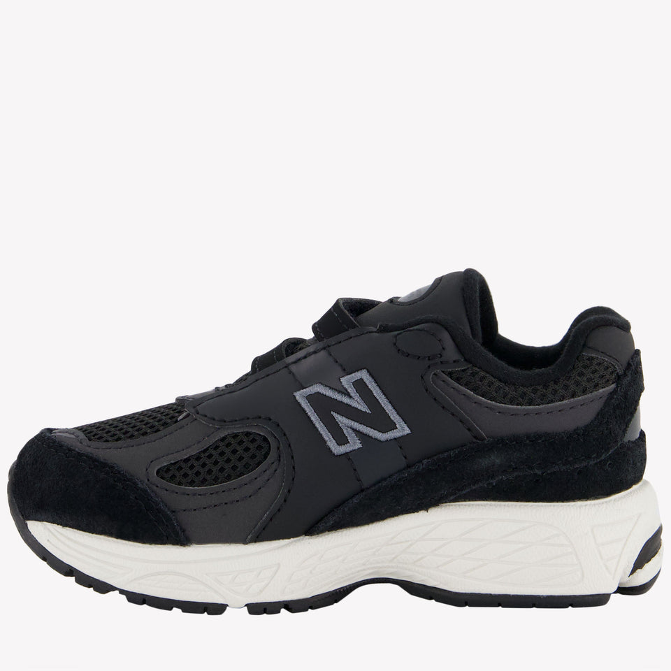 New Balance 2002 Unisex Sneakers In Zwart