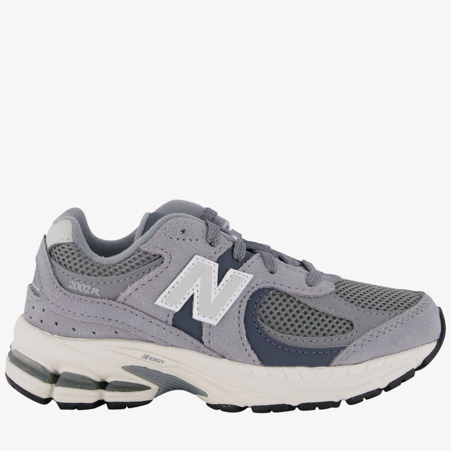New Balance 2002 Unisex Sneakers  Gray