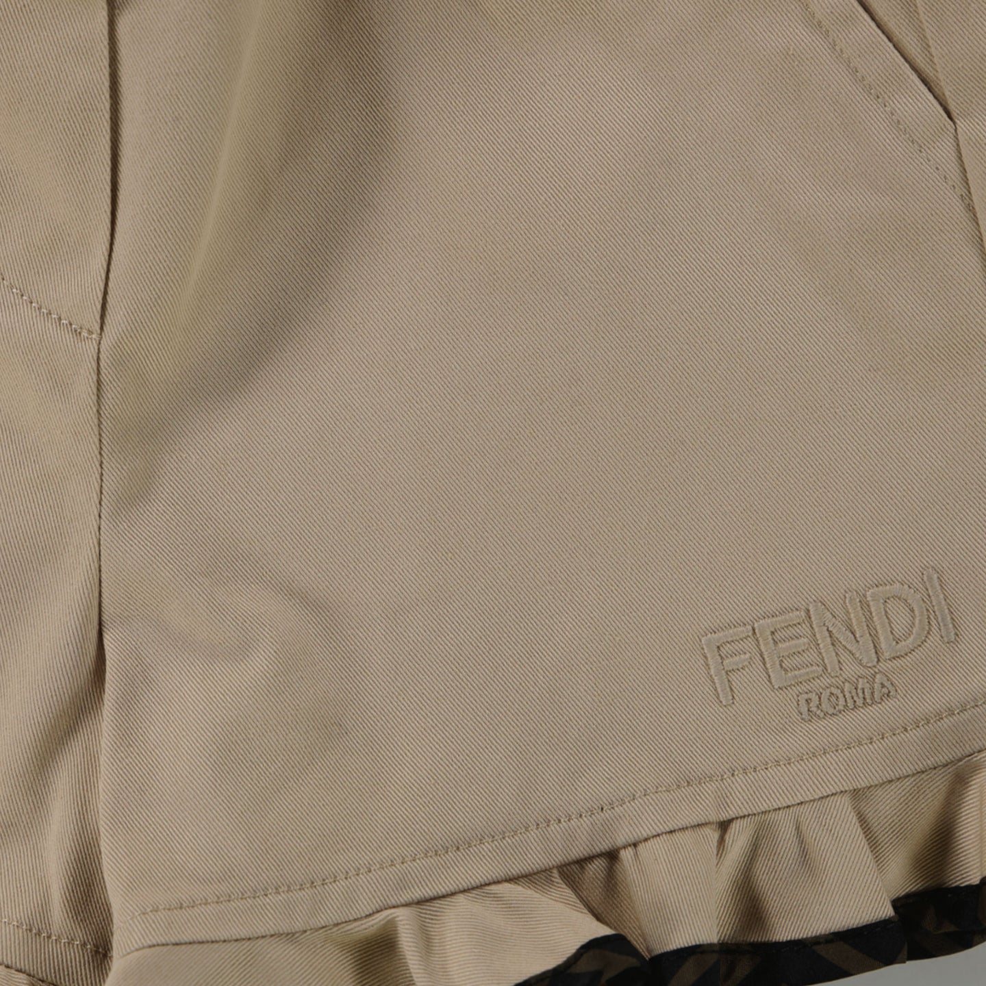 Fendi Baby Meisjes Shorts In Beige