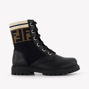 Fendi Girls Boots In Black