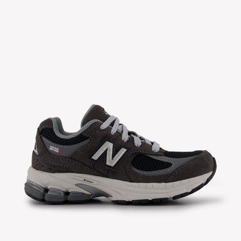 New Balance PC2002 Unisex Sneakers in Donker Grijs