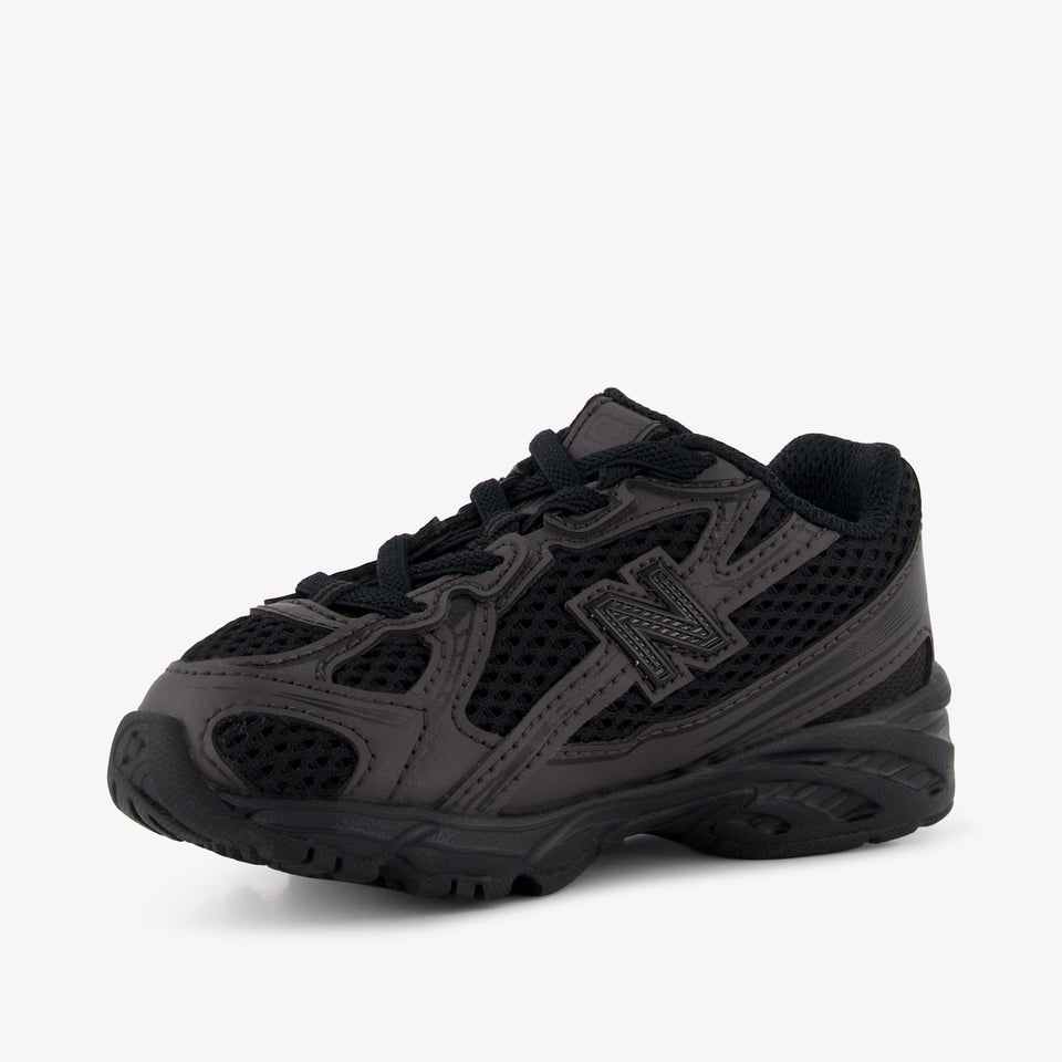 New Balance IZ740 Unisex Sneakers in Zwart