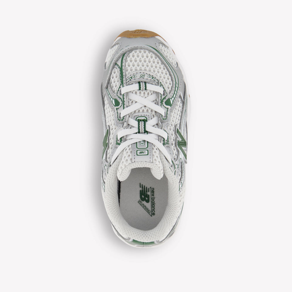 New Balance IZ740 Unisex Sneakers in Zilver