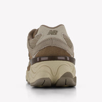New Balance Gc9060 Unisex Sneakers  Beige