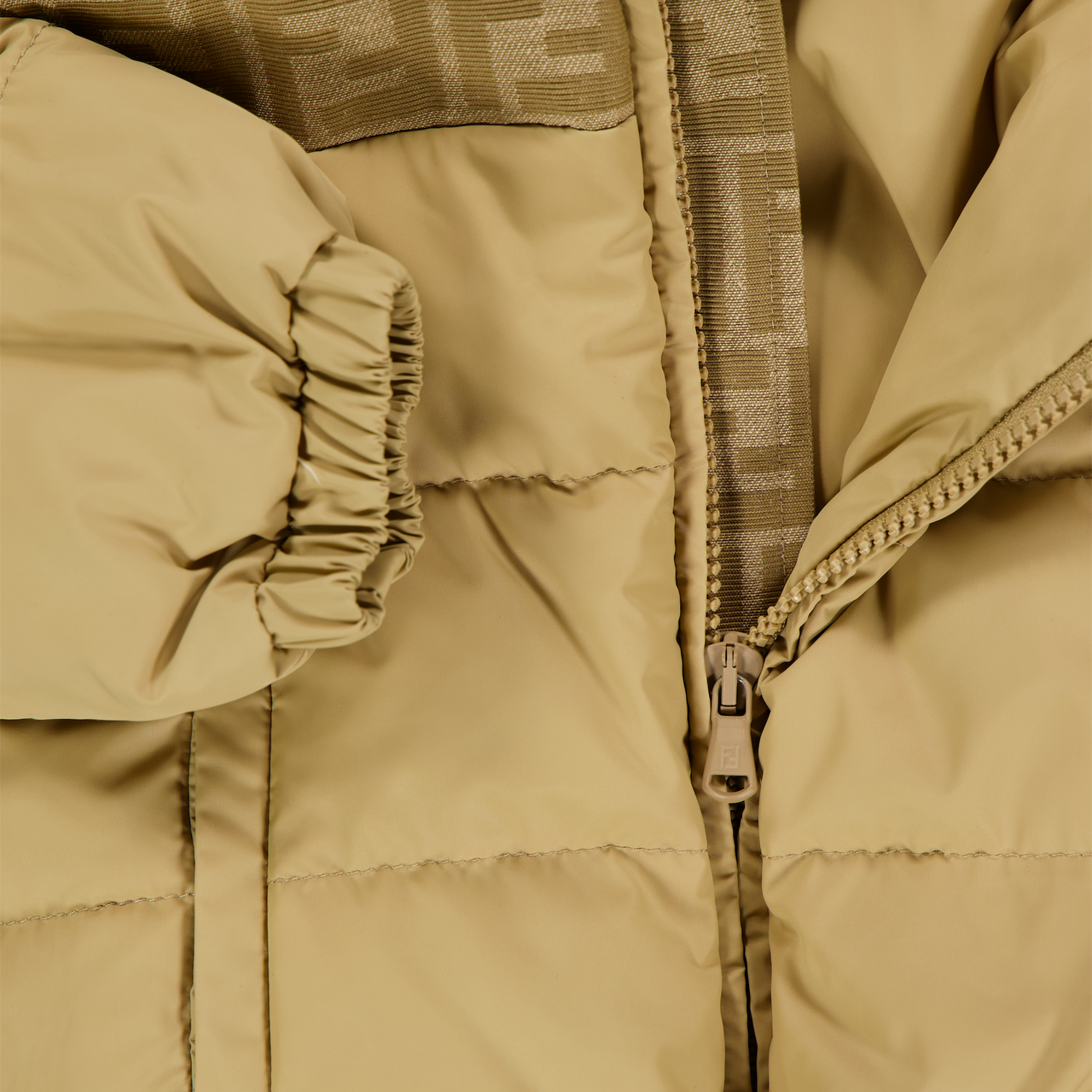Fendi Baby Unisex winter coat In Beige