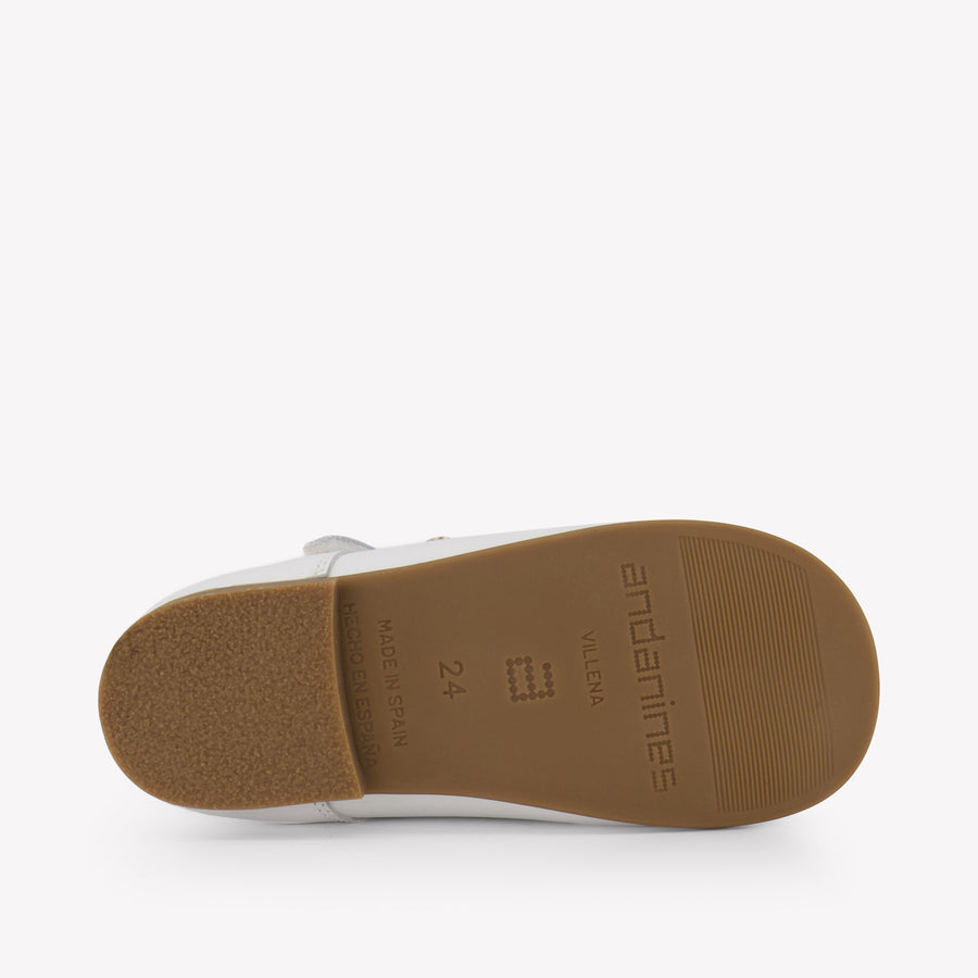 Andanines Girls Shoes In White